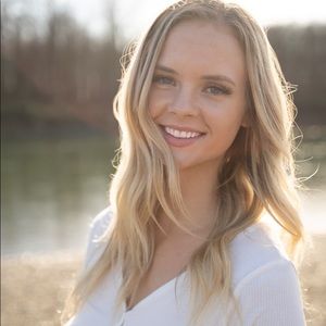 Meet your Posher, Ashlee